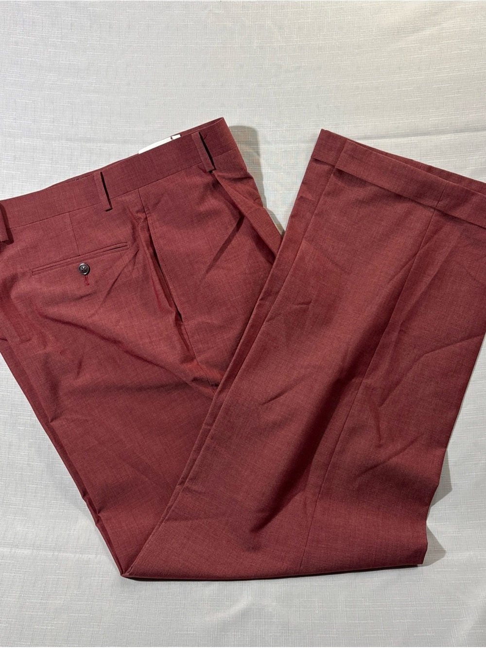 Sean John Men's Pleated Dress Pants in Wine Red 36/32